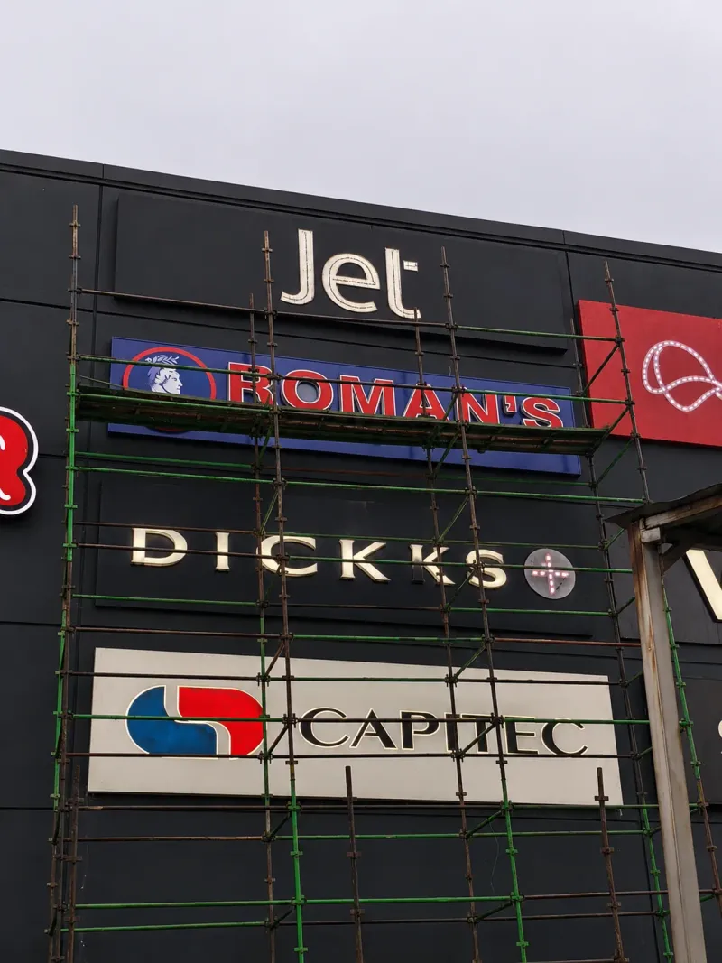 Roman’s Pizza 3D fabricated sign manufactured and installed by Sign Image — project photo 5
