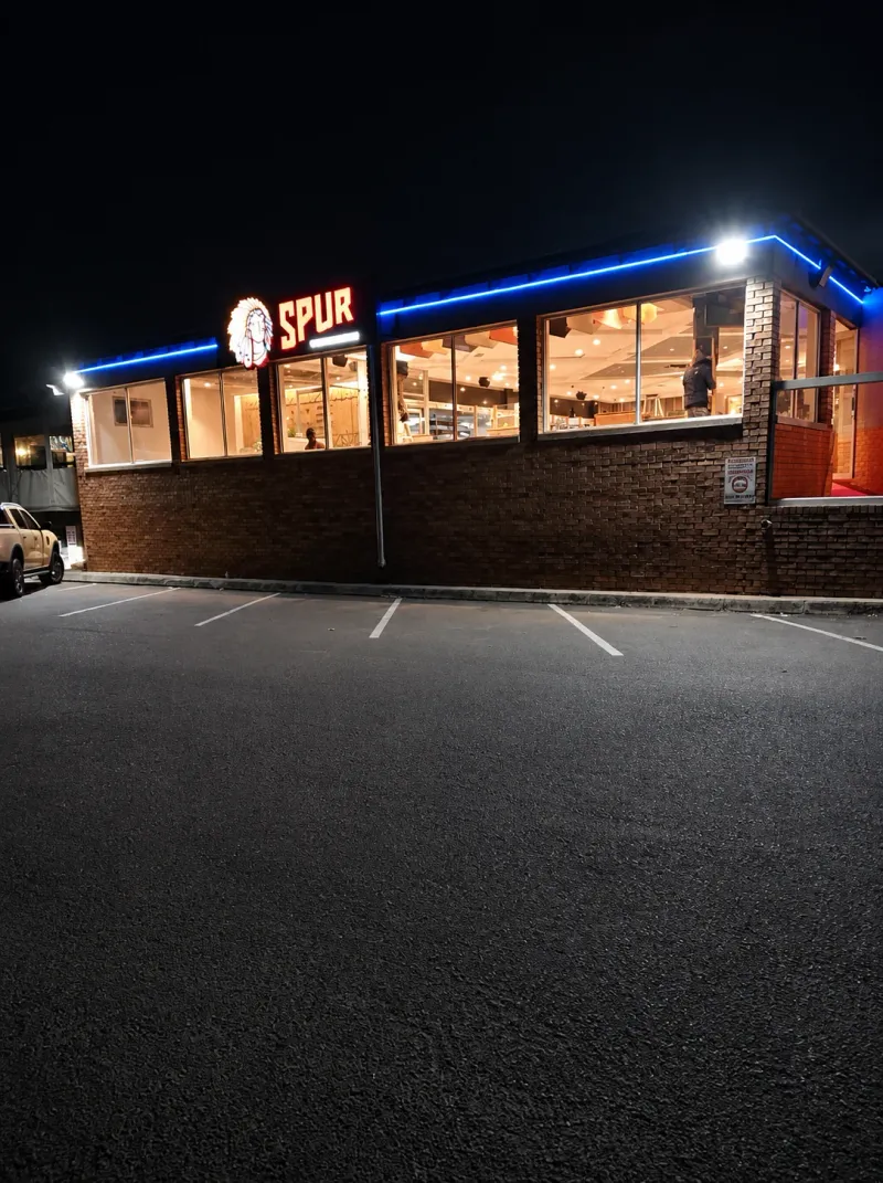 Spur Steak Ranches illuminated sign and 3D fabricated sign manufactured and installed by Sign Image — project photo 21